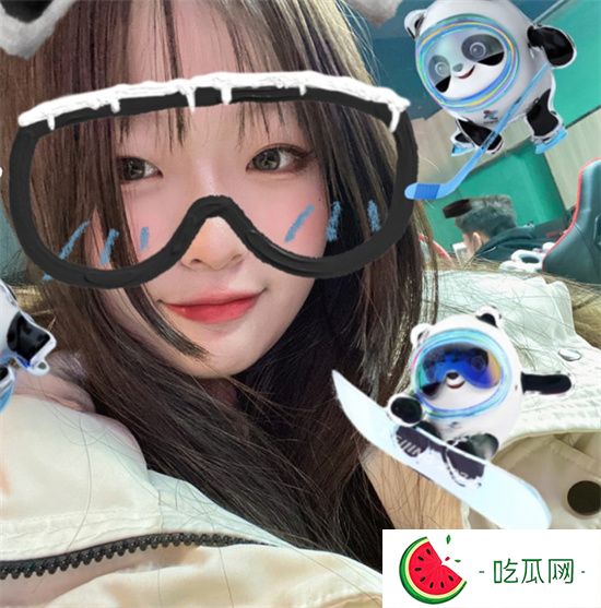 极品反差女大学生 自爆自拍生活照和**视频 道具捆绑爬行-吃瓜网
