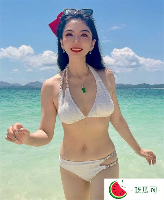 上海极品御姐与男友酒店私密视频被曝 容颜绝美身材诱人-吃瓜网