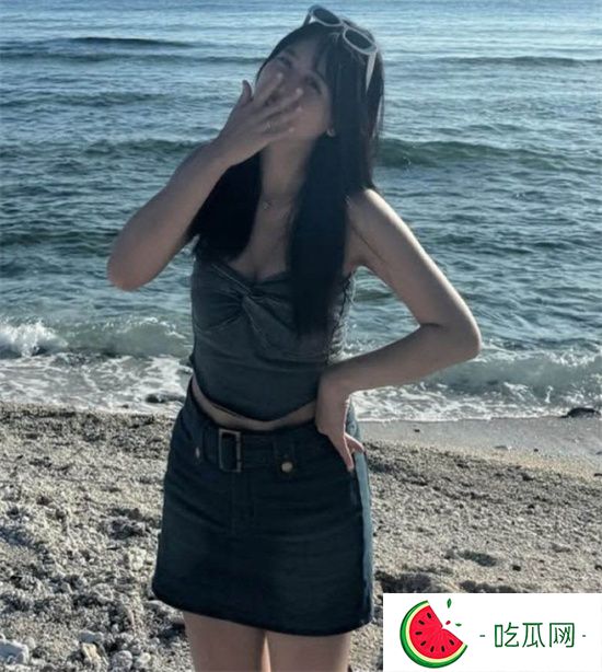 极品高颜值小网美靖昀 私密视频流出 甜美少女翘臀长腿尽显风骚魅力-吃瓜网