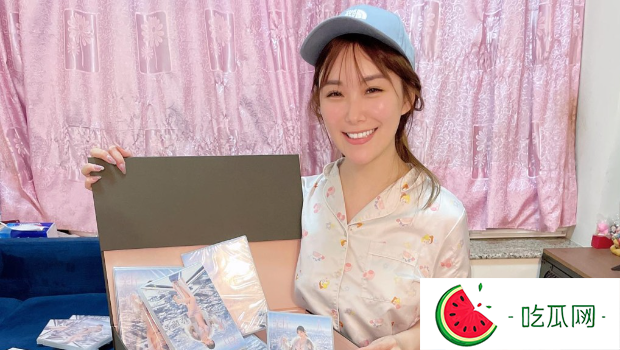 港产AV女优素海霖贴超激裸照被检举！收这个价陪做八件事