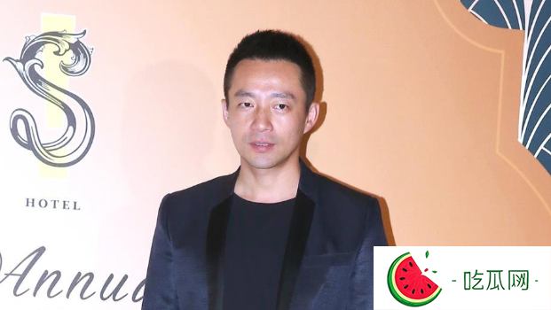 ​汪小菲自爆接家人返北京“光宗耀祖”，张兰问1句惨被他打断