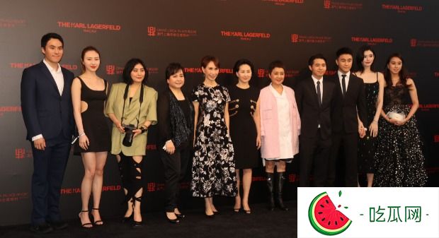 何鸿燊家族激罕三房同场！一字排开晒气势合照