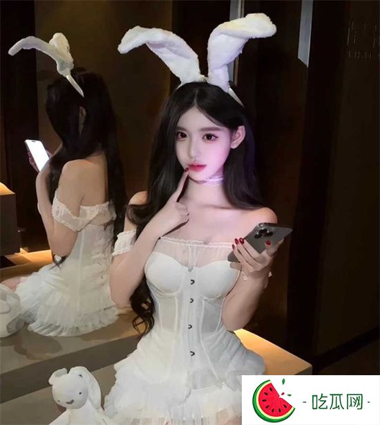 顶级身材美少女不雅视频流出 白嫩筒体拍下各种露出照 尺度相当炸裂!-吃瓜网
