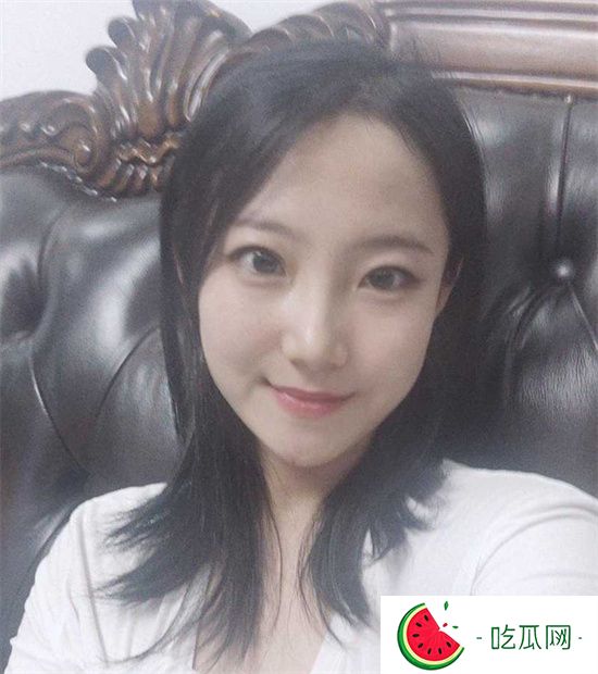 云南某大学美女研究生 被曝竟是受虐癖 栓狗链跪地爬行戴口塞视频流出!-吃瓜网
