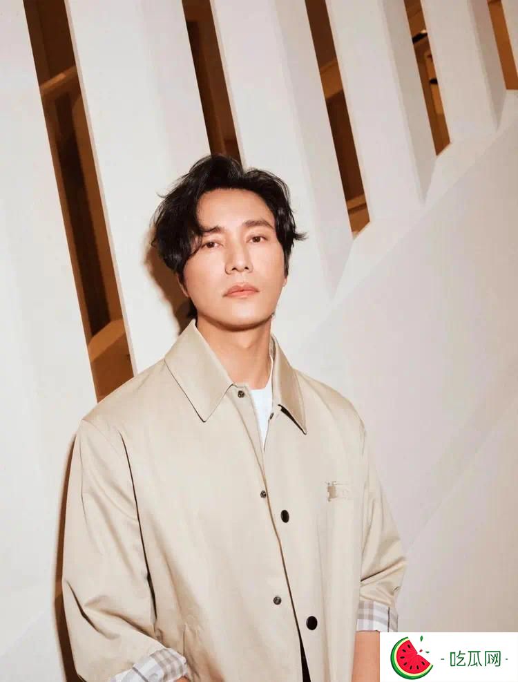 被骗10年，他居然是陈坤儿子，长大后的容貌不像父亲，遗传了母亲