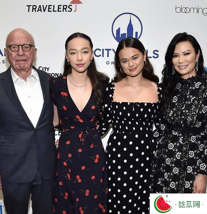 邓文迪成功改写后代命运，两个混血女儿，能秉承默多克220亿遗产