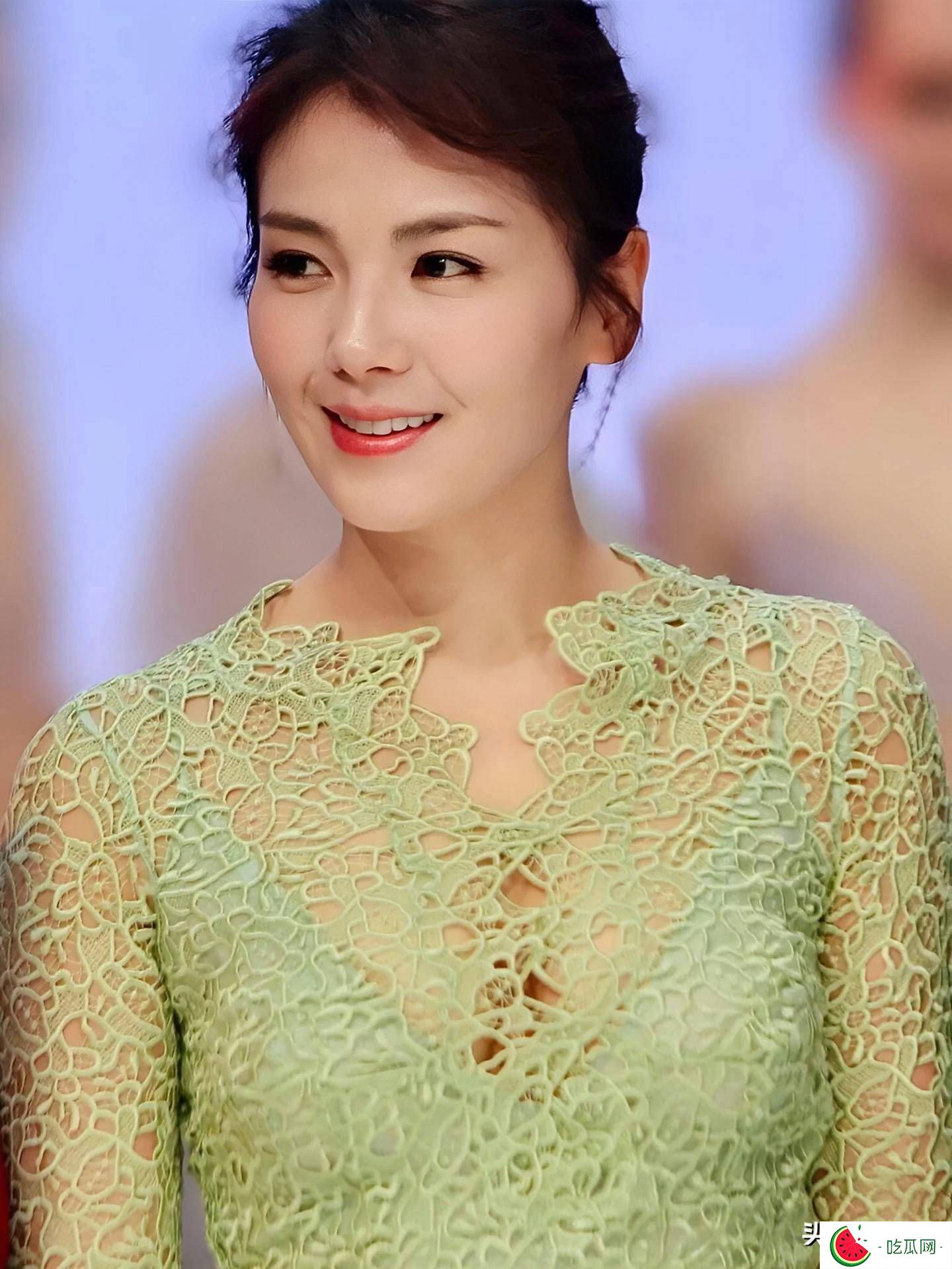 岁月成就美丽韵，年龄无碍风采增，细数迷人女星魅力