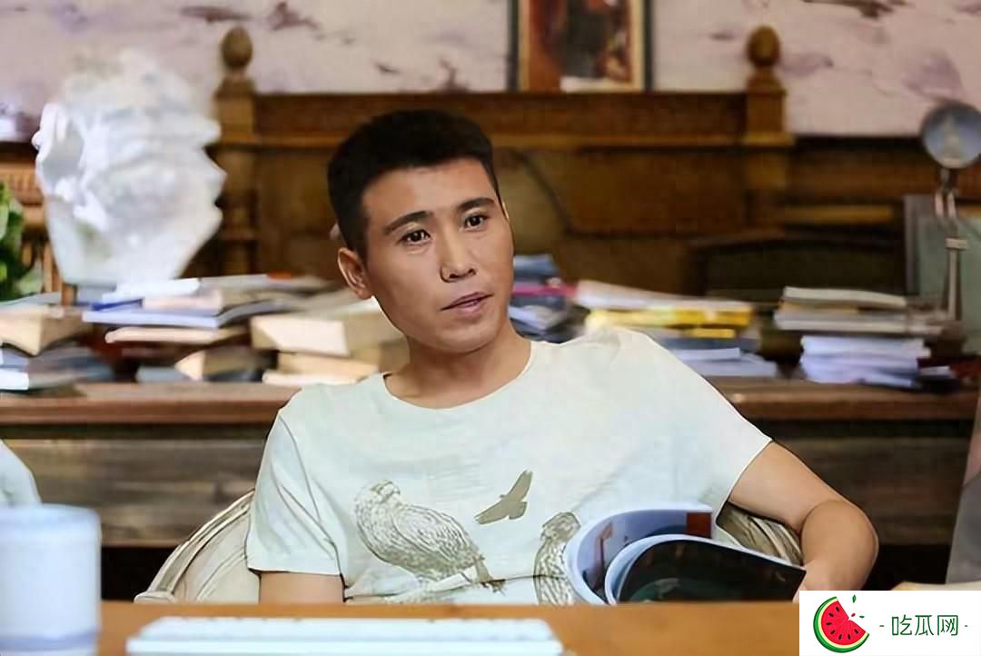 李乃文参加陈赫聚会，神秘娇妻罕见露脸，幸福时刻却被网友质疑