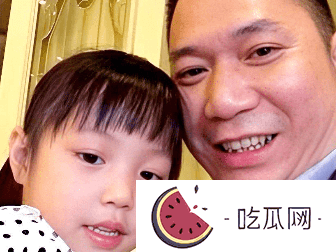 赵薇庆生画面曝光，在云南农场吃大餐，女儿和父亲关系曝光！