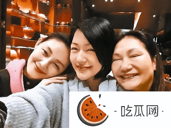 白冰冰再次透露S妈近况：憋着一口气状况堪忧，眼睛都哭肿了