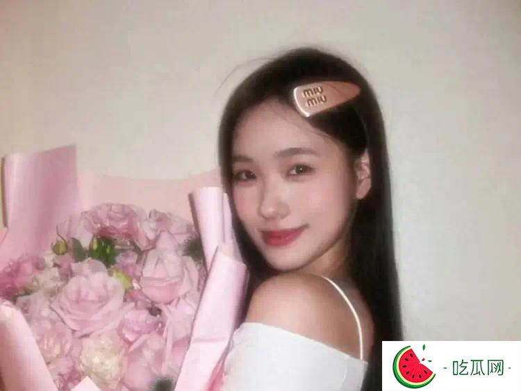 小S二女儿回应暂不进娱乐圈，像大S林志玲天生明星脸，还像马筱梅