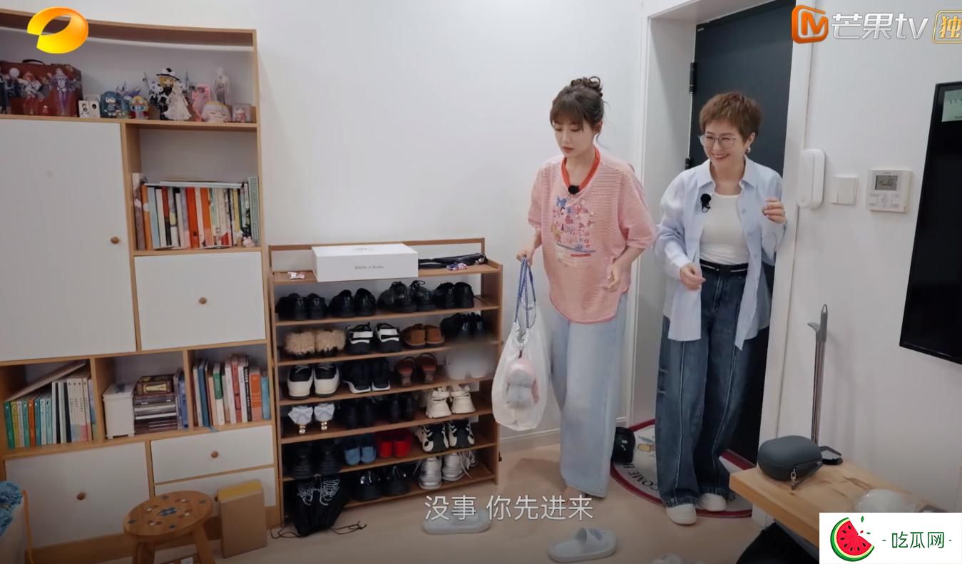 李艺彤一人住上海60平小屋，公开SNH48月入5000元，想退圈当柜姐