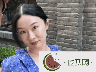 霍思燕北京逛街被偶遇，小骨架肉肉的还挺美，45岁走路娇滴滴