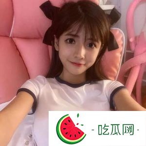 知名coser狗头萝莉复出，称自己一天打5份工，煎饼摊重新开业