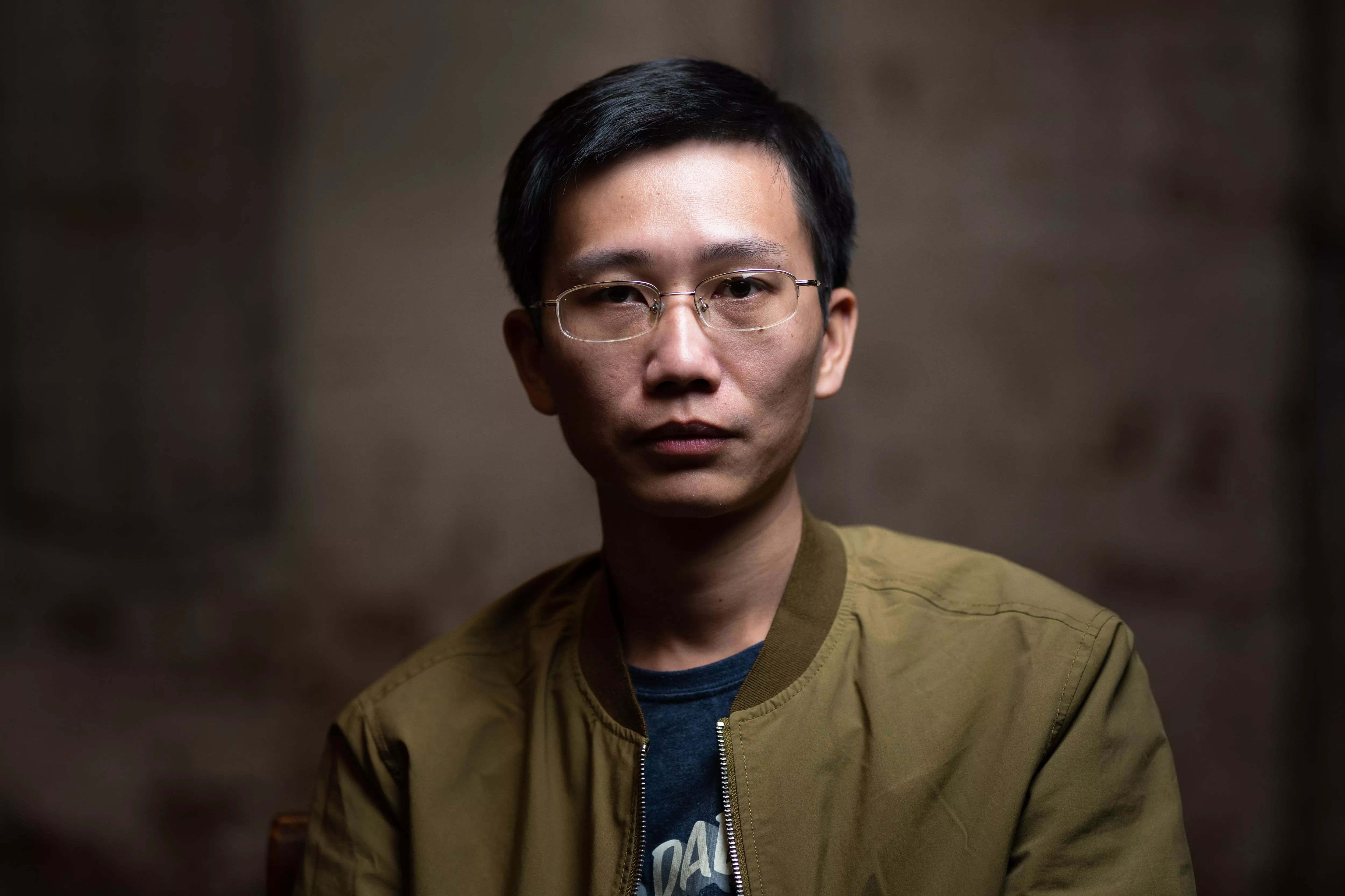 中国秘密**前特工逃离中国 惊爆秘密**行动…