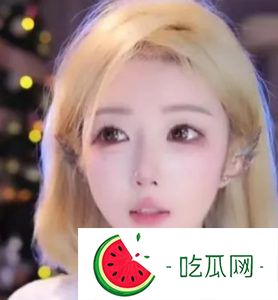 女主播小月亮自曝考过四级家里人给20w