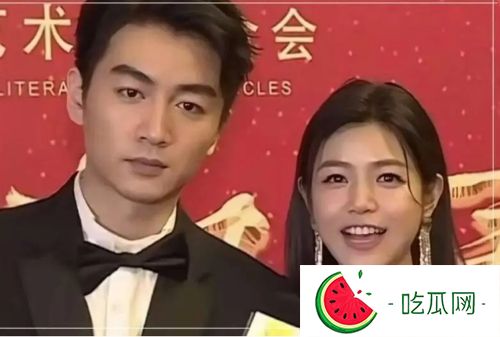 陈晓先前还未离婚时，出席活动被指眼神无光。翻摄自微博