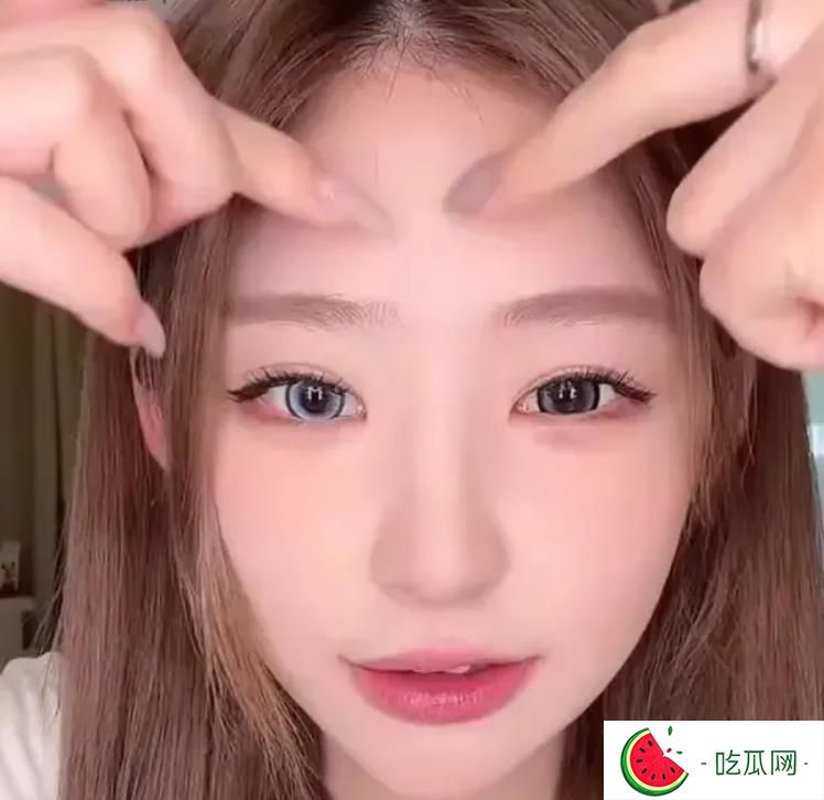 黄一鸣自曝孩子生父，网友猜测纷纷，长得像爷爷