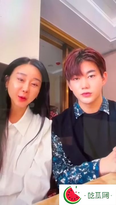 咸素媛近日突然无预警表示，自己可能会为了女儿与陈华复合。