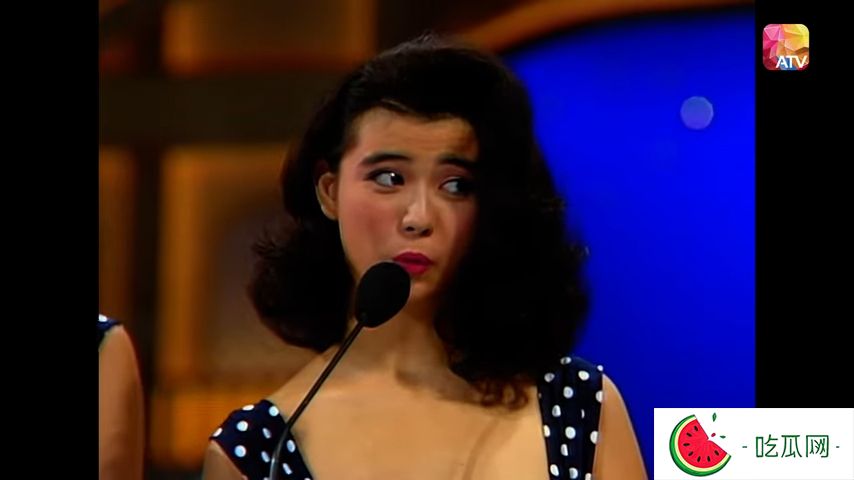 施绮莲曾参与1990年亚姐。