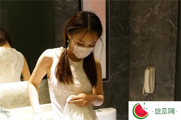 ROSI口罩摄影图片系列分享 小莉不露脸的美