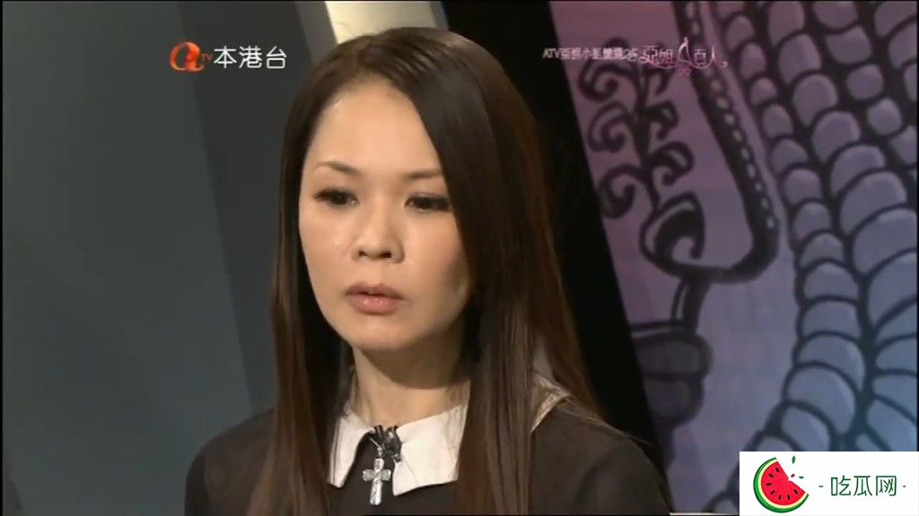曾小燕曾接受《 亚姐百人》的访问。