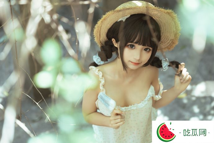蠢沫沫和摄影师铁手教授是什么关系？他是拍摄到了蠢沫沫无创可贴的图片？
