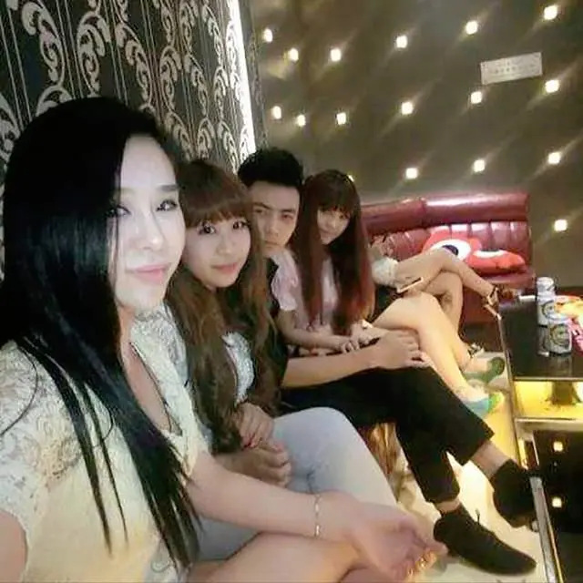 河北邯郸永利KTV聊天记录发生了什么事情？4男6女可真的会玩