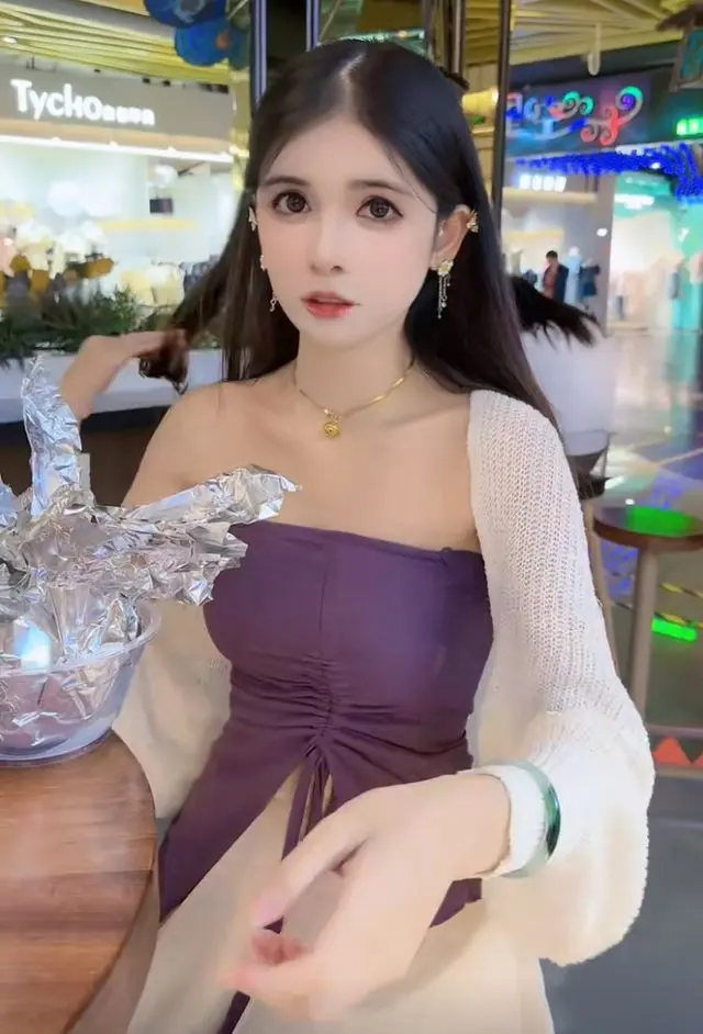 狗头萝莉煎饼摊位置曝光，并晒出招牌名称