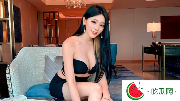 台性感网红再挑战极限，全身透视鱼网装近全裸晒汤碗胸
