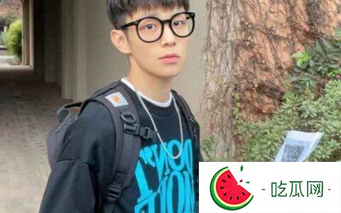 乐仔飞机事件视频，三个男人是什么梗