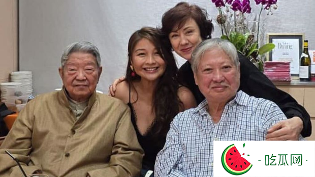 72岁洪金宝现身聚会同框83岁蔡澜，港姐妻高丽虹风采依旧