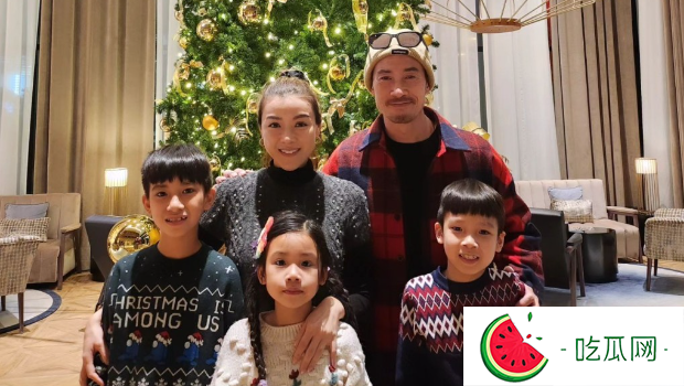 陈豪与老婆陈茵媺育有两子一女。