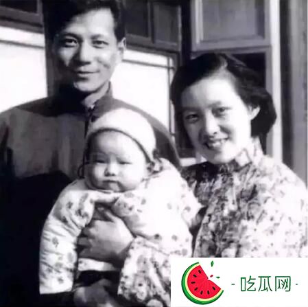 洪晃是章含之和谁生的？她的四段婚史盘点