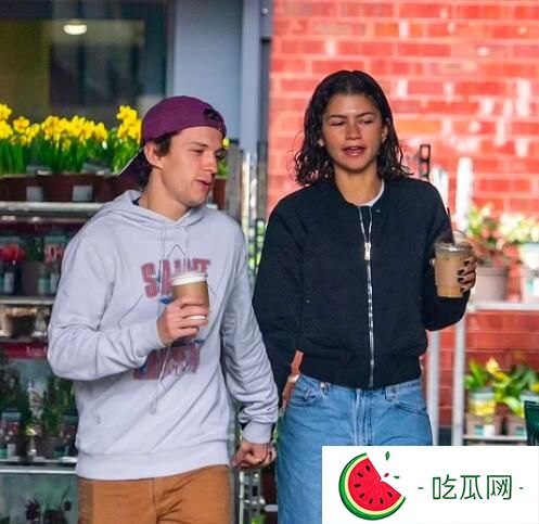 赞达亚和荷兰弟分手了吗？他们怎么认识什么时候在一起的？