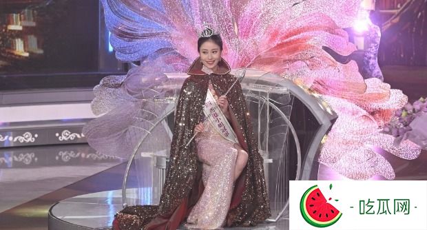 香港小姐2024丨“城大李嘉欣”2号倪乐琳夺冠！曾拍写真与“TVB御用学生妹”组女团