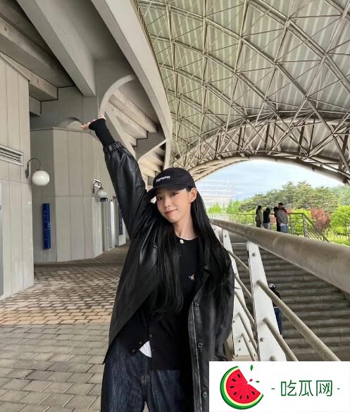 金泰妍在韩国算是一线吗？从她获奖情况分析：是的