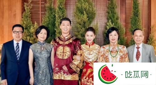 陈婉珍怎么认识赌王的？她多少岁和赌王在一起的？