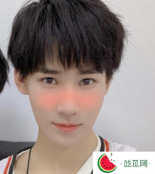 张真源外号为什么叫爱神？原来还和个子有关！