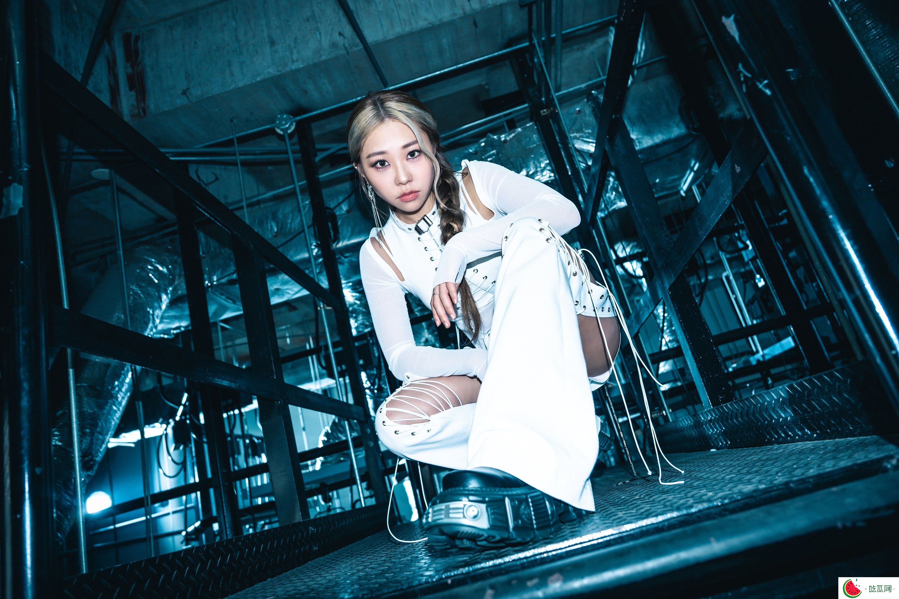 “唱跳歌姬”强势回归！艾薇全新歌曲《马马虎虎》MV上线！