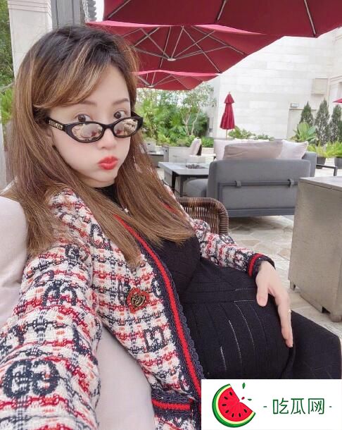 李念什么时候离的婚？她解释一个人走路真的很辛苦事件