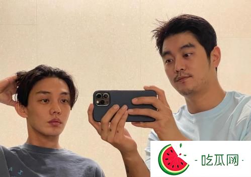 刘亚仁是1还是0(刘亚仁男朋友崔汉乐照片)