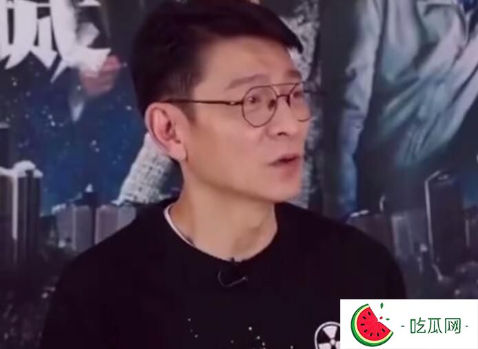 刘德华回应不找接班人 自曝大减片酬拍戏