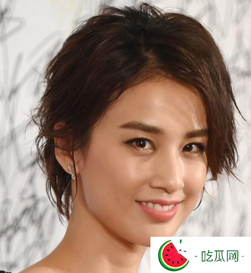 传周星驰睡黄圣依4次，两人是真爱还是一夜情？