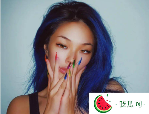 万妮达原名叫什么个人资料简介(万妮达震榕门是什么意思)