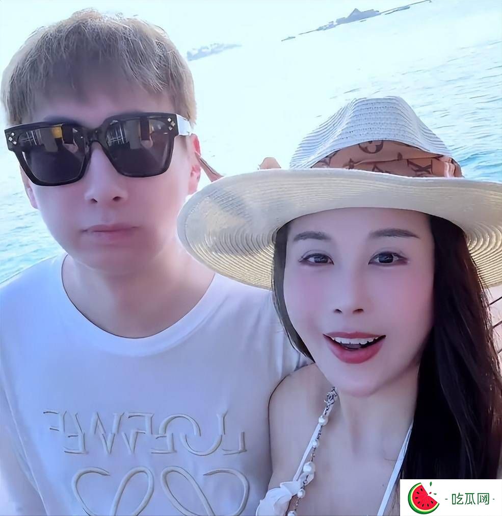 比陈婷还狠？三胎后即整容隆胸，走得越来越偏，实在可怕！