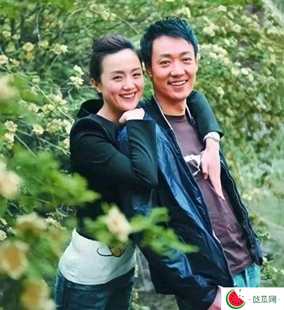 辛柏青朋友圈曝光！师父公开与朱媛媛聊天记录，曝其生前坚持念佛