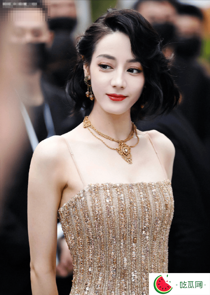 30到40岁，至今单身的5位“女神”，活的一个比一个滋润