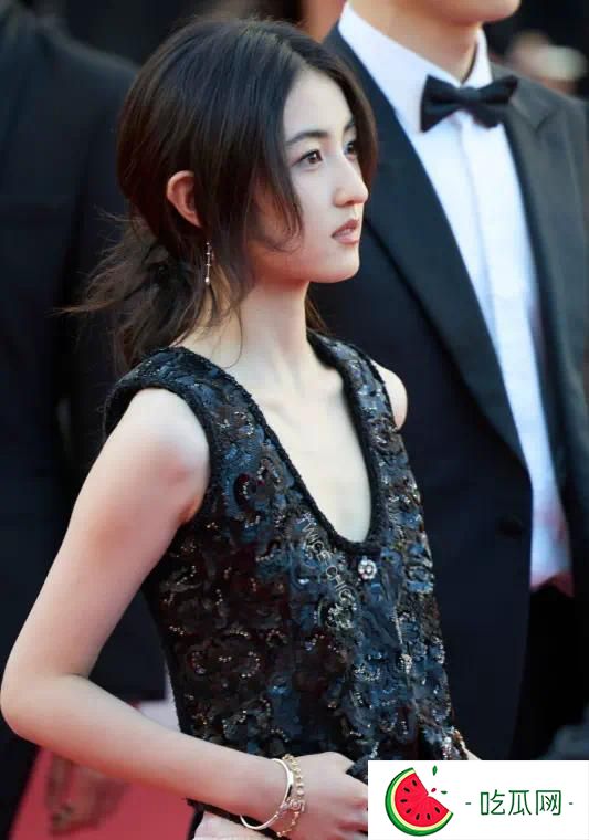 戛纳第七天：舒淇美的出众，林志玲面露凶相，李庚希咋长这样了