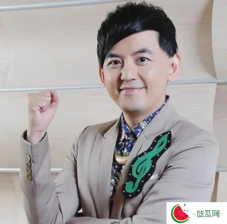 黄子佼喜忧参半，刚获得超半数受害者的谅解，就传出离婚的消息